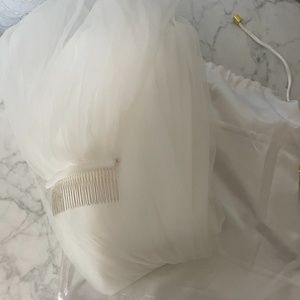 Grace loves Lace Grace Veil